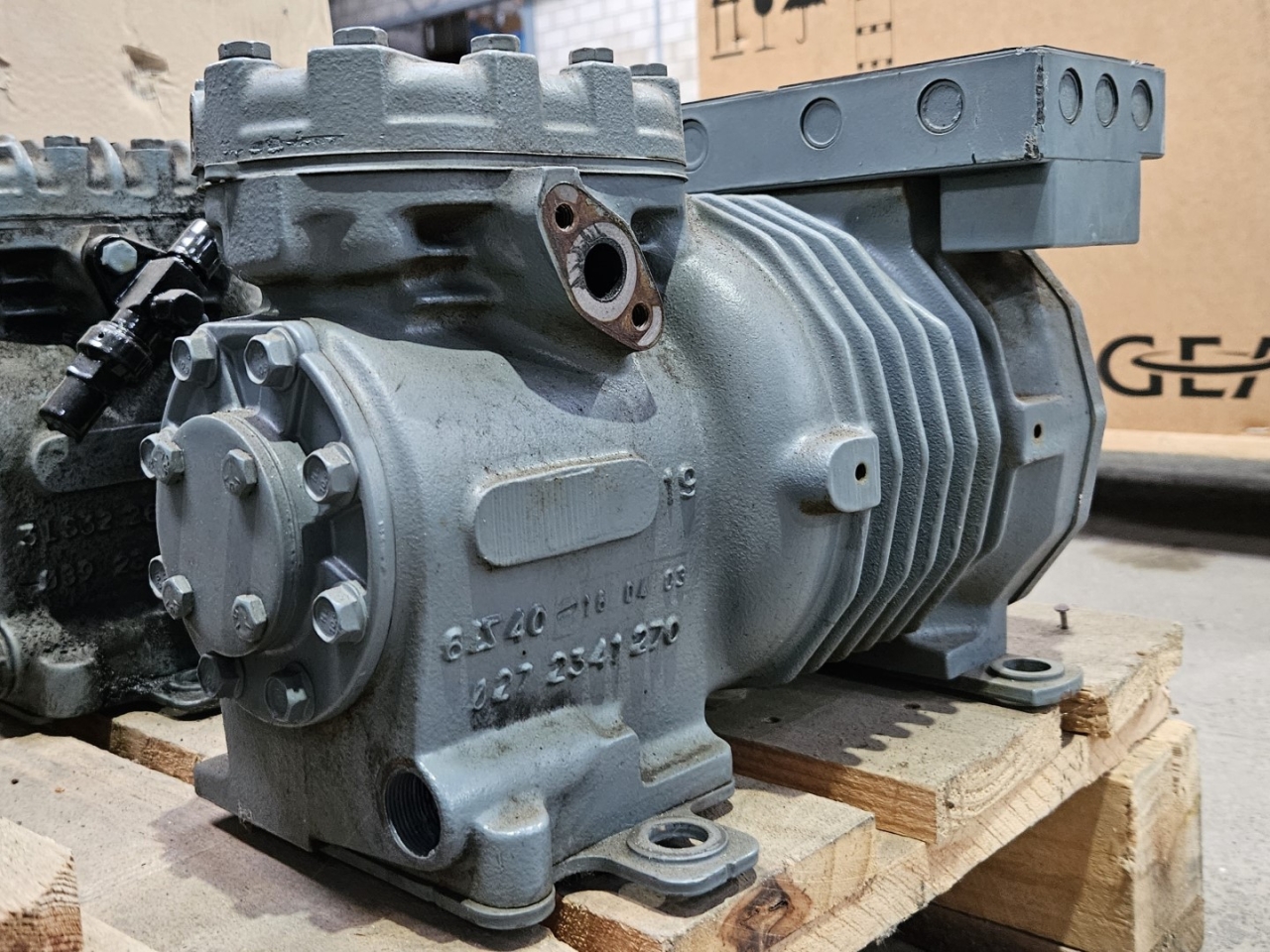 Used DWM DKSJP 15X EWL Semi Hermetic Reciprocating Compressor Freon