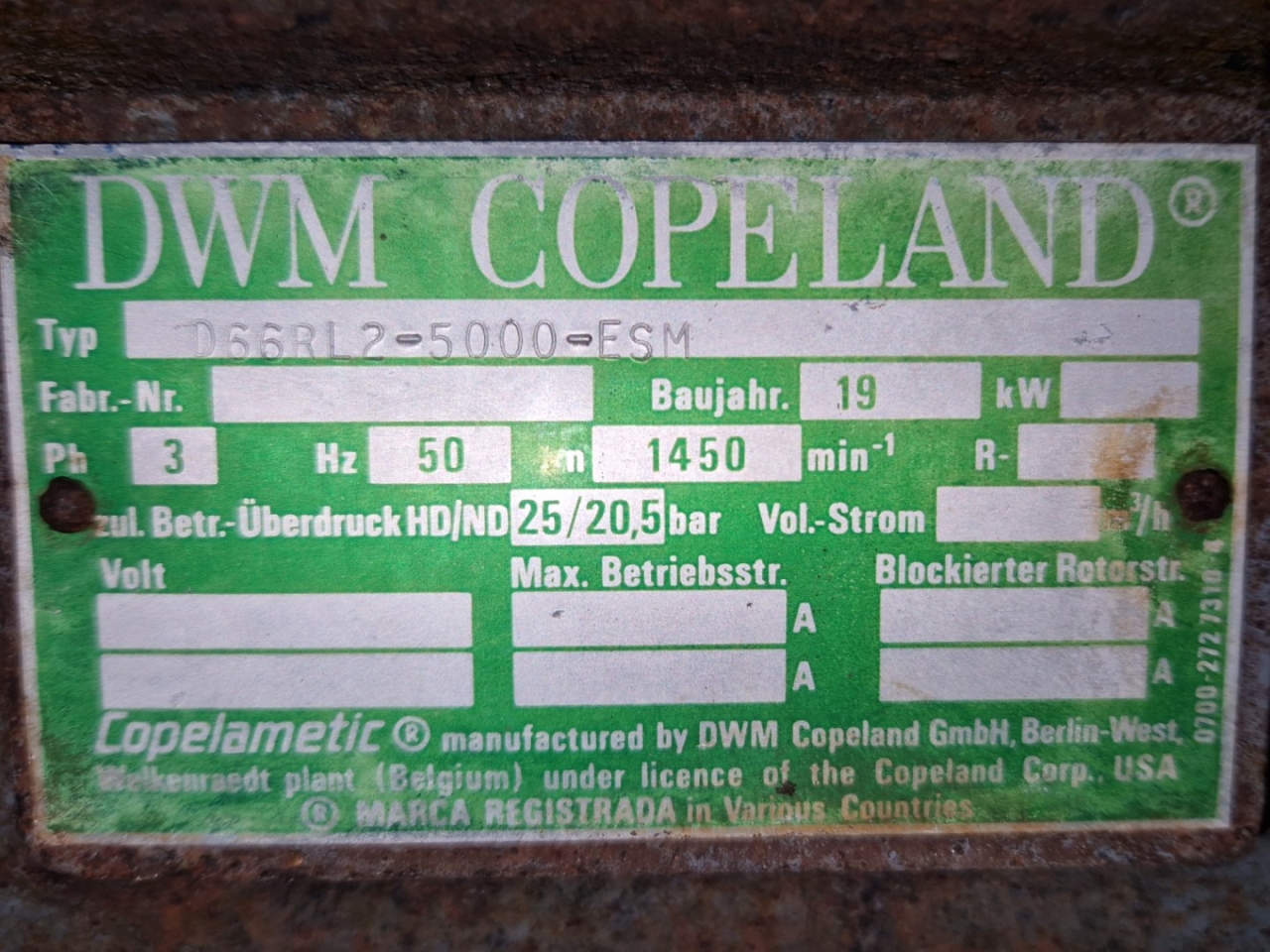 Used DWM Copeland D66RL2-5000-ESM tandem compressor. - HOS BV