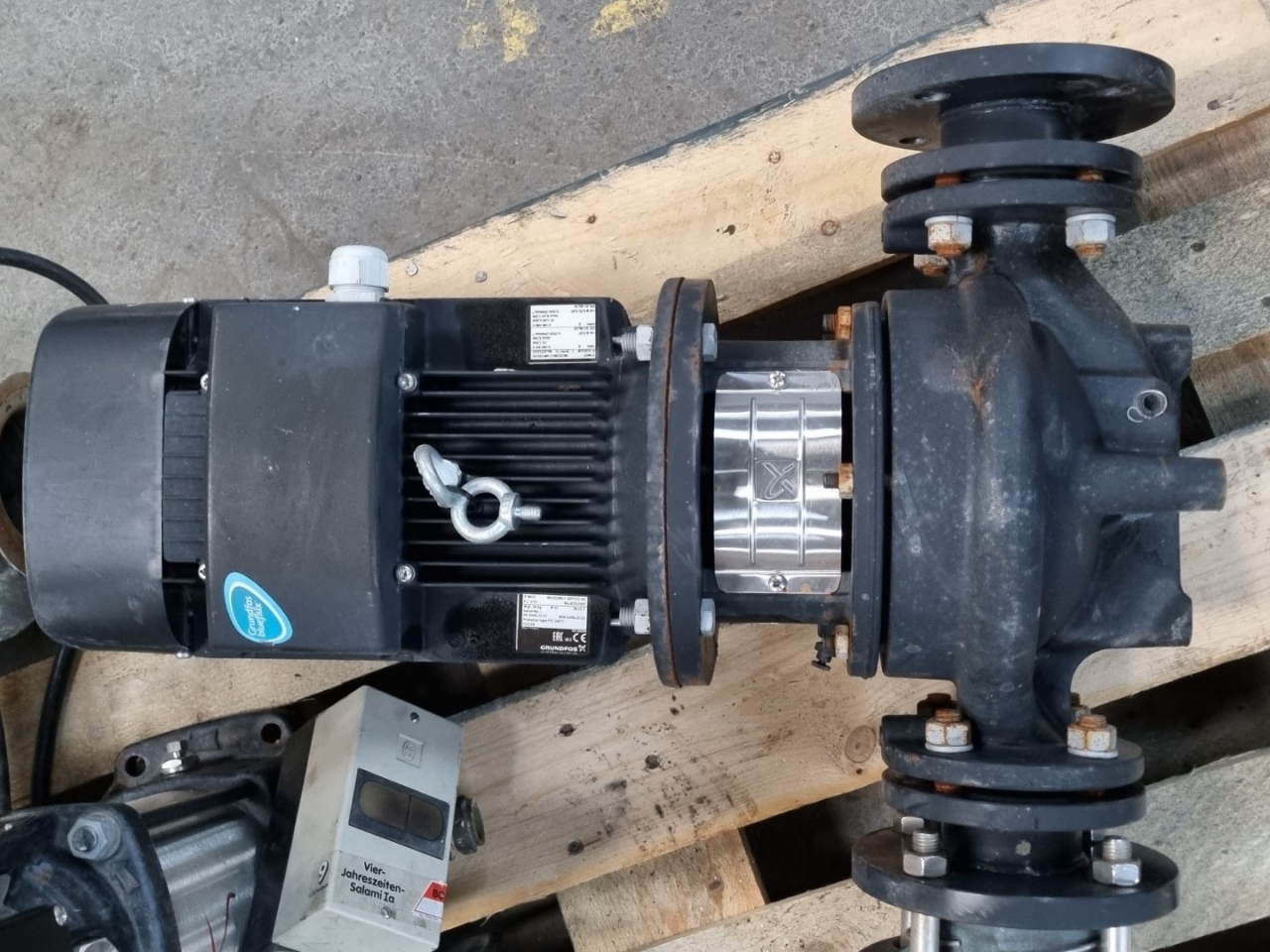 Used Grundfos Tp A F A Bqqe Water Pump Hos Bv