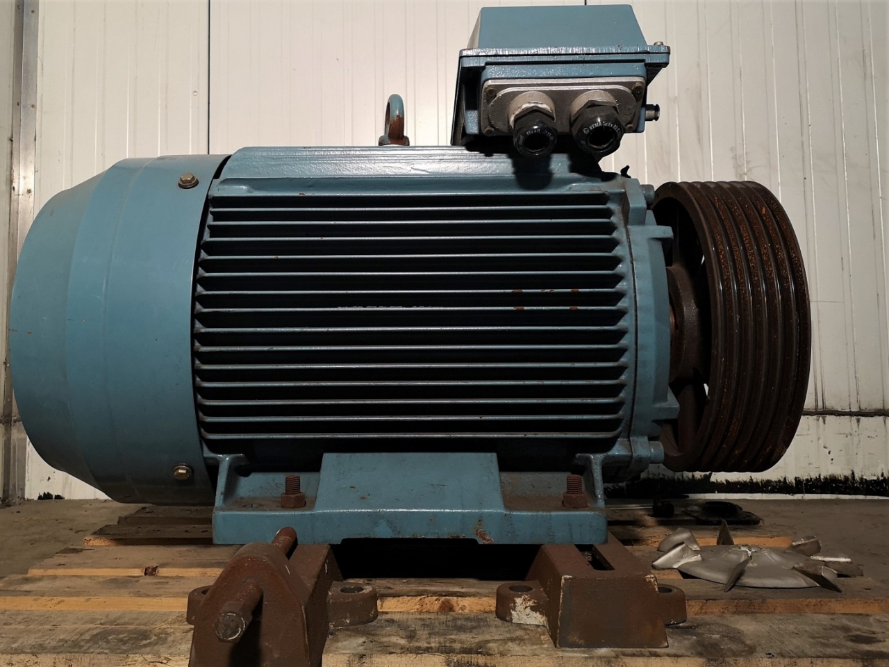 Used ABB M2BA 280 SMC 4B B3 Electric Motor - HOS BV